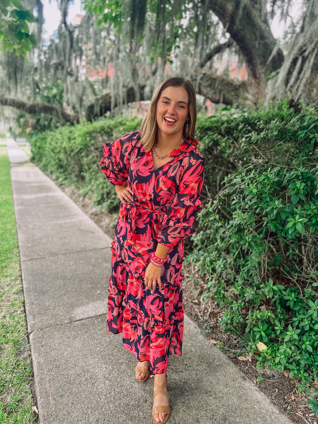 SHE'S A STATEMENT PIECE MAXI DRESS